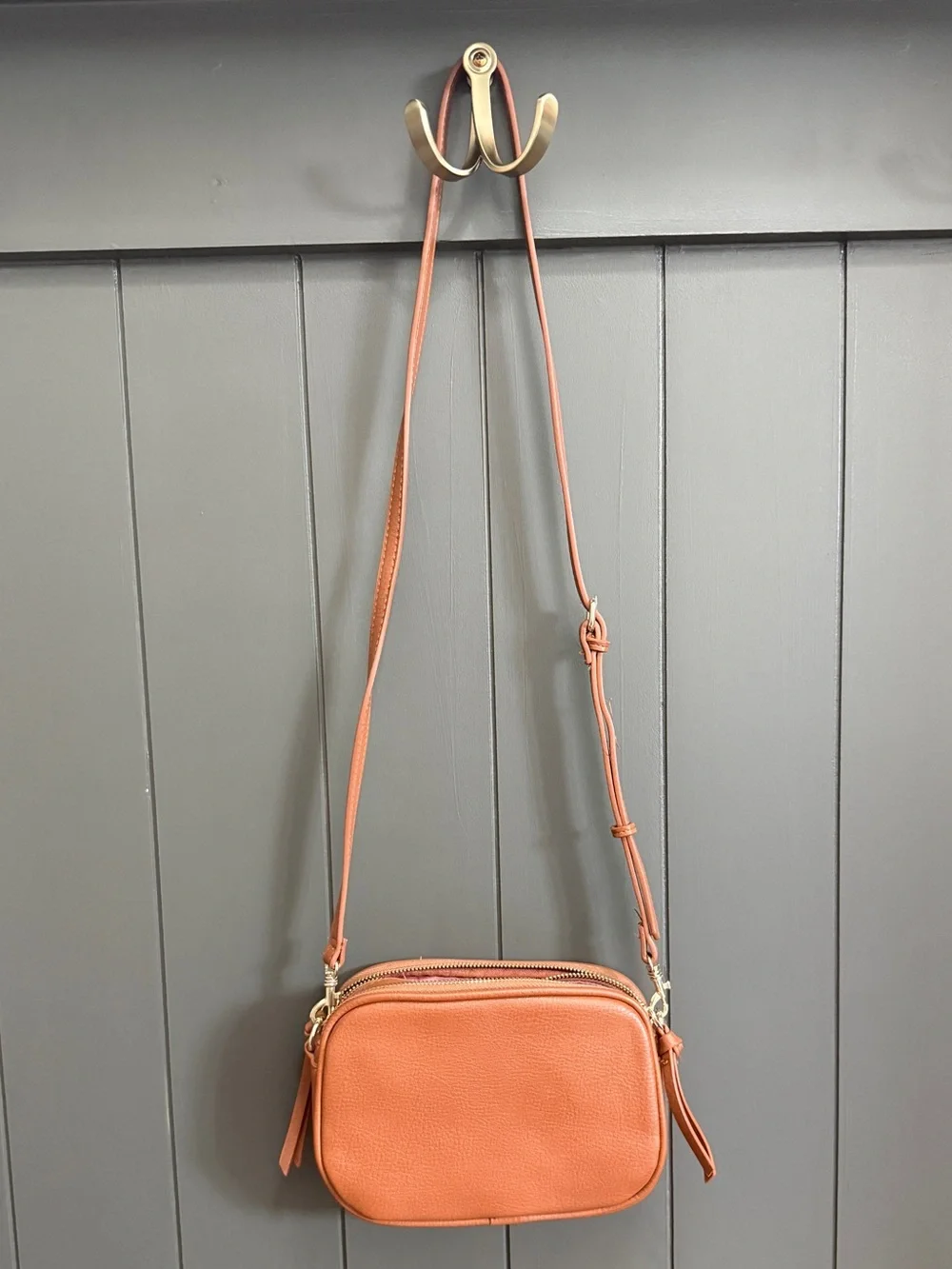 Pinkish / Brownish corduroy / leather crossbody bag with adjustable strap